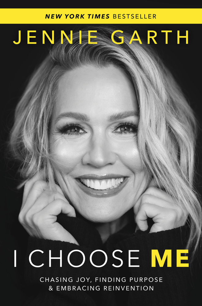 I Choose Me: Chasing Joy, Finding Purpose & Embracing Reinvention cover