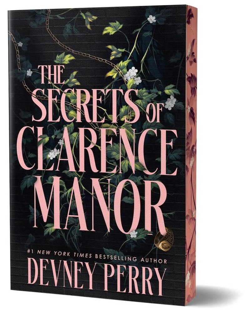 The Secrets of Clarence Manor (Deluxe Edition) cover